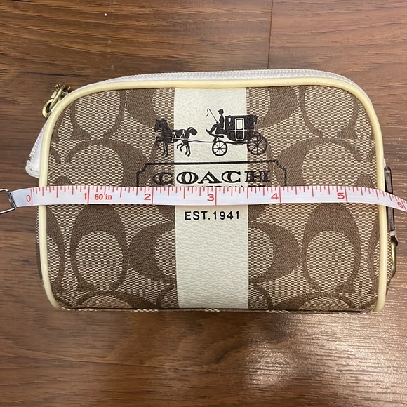 Coach makeup bag - Picture 4 of 8